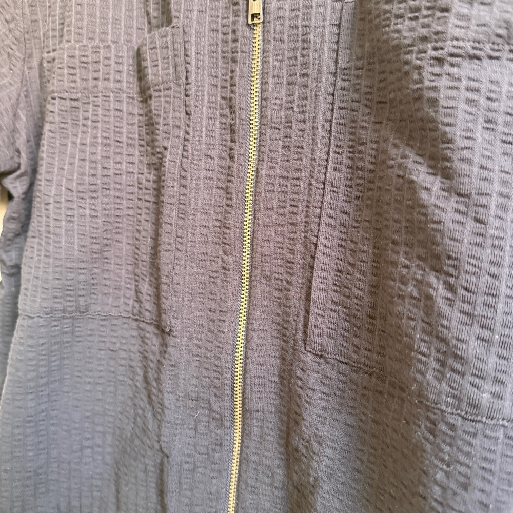 2/$100 NEW COS Relaxed Seersucker Cotton Black Short Sleeve Zip Up Shirt Jacket - Picture 6 of 8